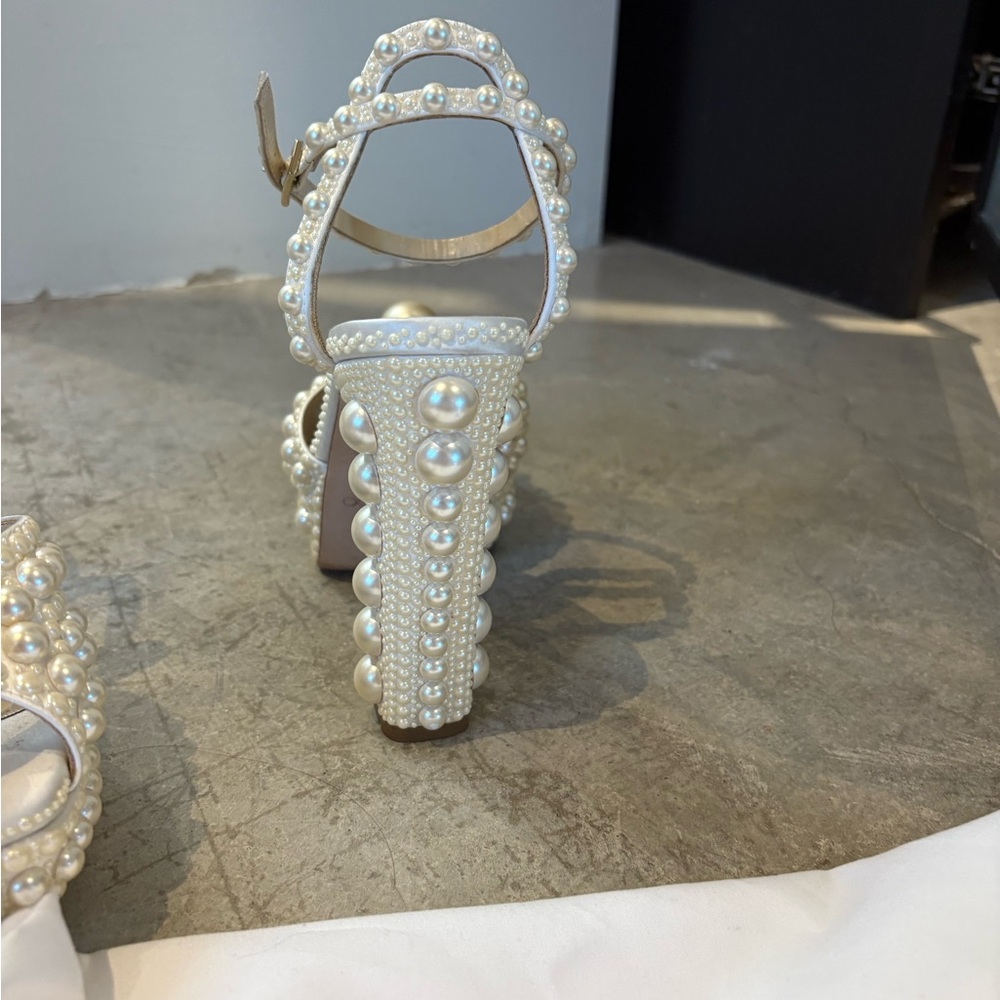 Jimmy Choo Pearl-Studded Ivory Heels - Picture 6 of 14